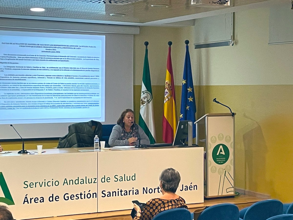 ags_nortedejaen's tweet photo. Mesa 2️⃣”Abordaje en casos de prostitución y trata” modera Leopoldo Casas Mata 
💟 Actuación sanitaria. La prostitución  como #ViolenciaDeGenero. Dª Dolores Redondo Marín .
La mutilación genital femenina. Dª Carmen Agüera Urbano 
@ags_nortedejaen 
@Saludand_Jaen 
@saludand 
#NoVG https://t.co/JHLuYw9ZjT
