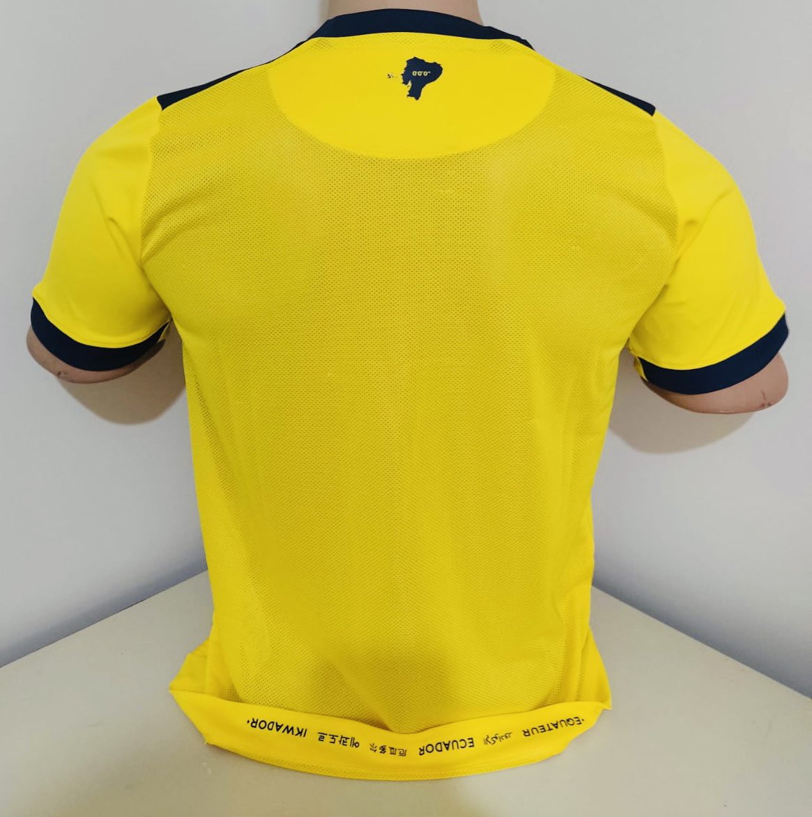 maurinurrutia's tweet photo. Let me know if you need one. XL and L only https://t.co/e1R6ehMppL