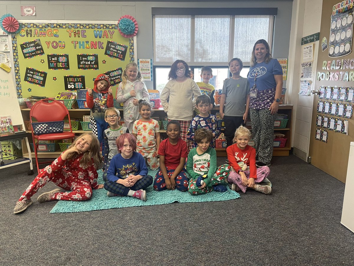 marciewarner28's tweet photo. Spirit week @CentralPauline!  We had SO much fun participating! #WeArePC #PCMissionPossible #PcStrongerTogether https://t.co/fgVnI6H4DN