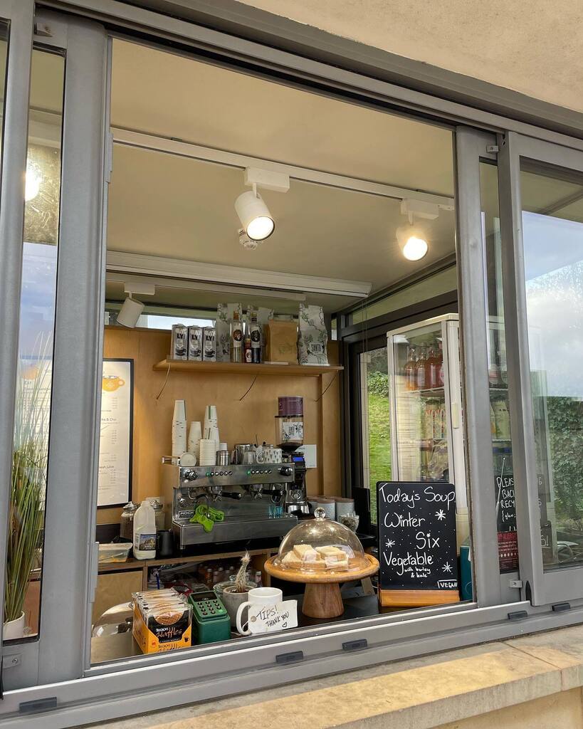 Our Calton Hill kiosk has had a rebrand - everyone, meet Callie! Swipe to see her new autumn menu instagr.am/p/ClQzDMyoSQD/