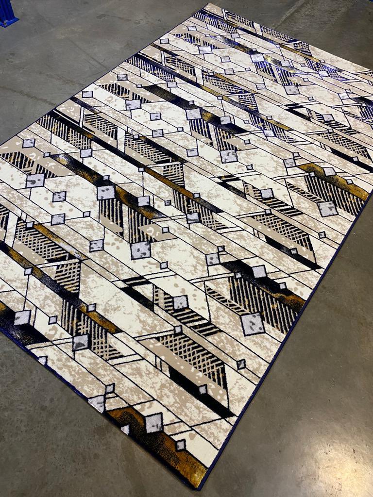 chuviefloor's tweet photo. Do you know that your FLOOR sums up 80% of the AMBIENCE of your space ?
Tweak up your space with our center rug.
#naijahomesandinteriors #interiordesigninspo #luxuryinteriors #flooringinlagos #buildingmaterials #chuviefloor #centerrug #qualitycheck #flooringideas https://t.co/ZJ5breXlab