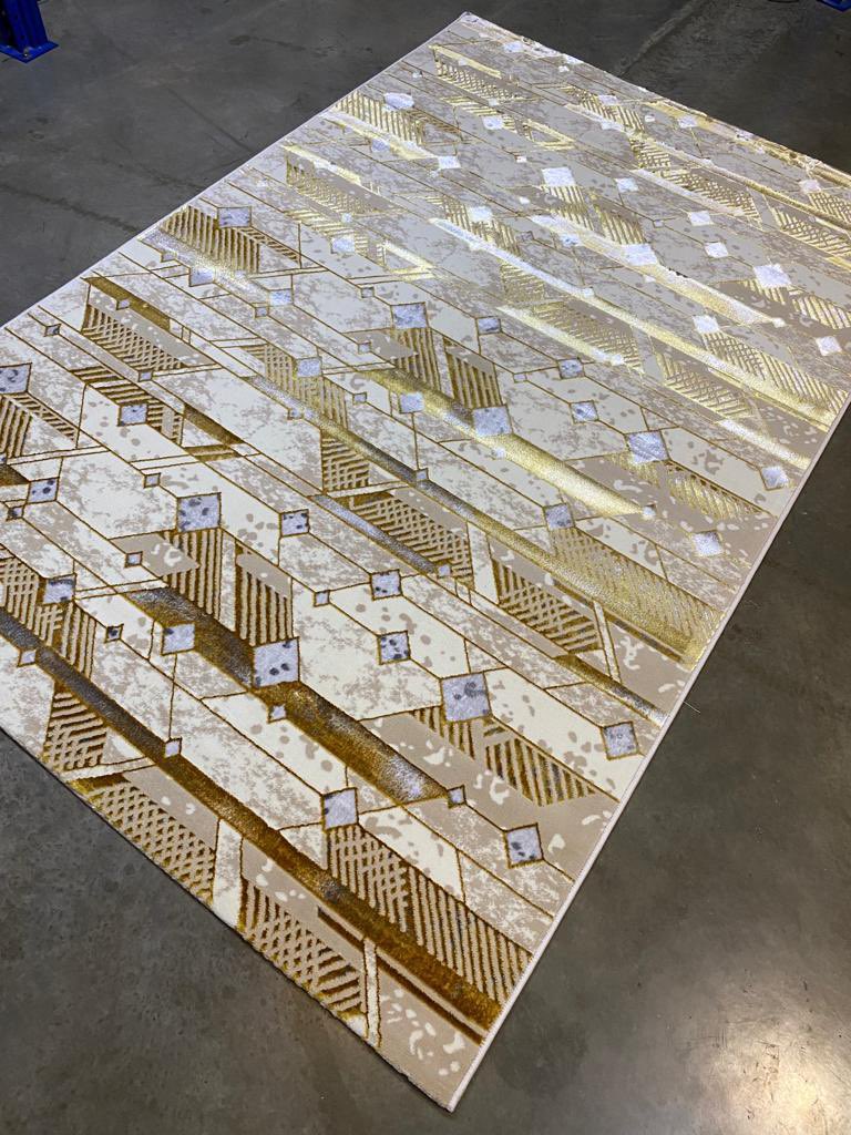 chuviefloor's tweet photo. Do you know that your FLOOR sums up 80% of the AMBIENCE of your space ?
Tweak up your space with our center rug.
#naijahomesandinteriors #interiordesigninspo #luxuryinteriors #flooringinlagos #buildingmaterials #chuviefloor #centerrug #qualitycheck #flooringideas https://t.co/ZJ5breXlab