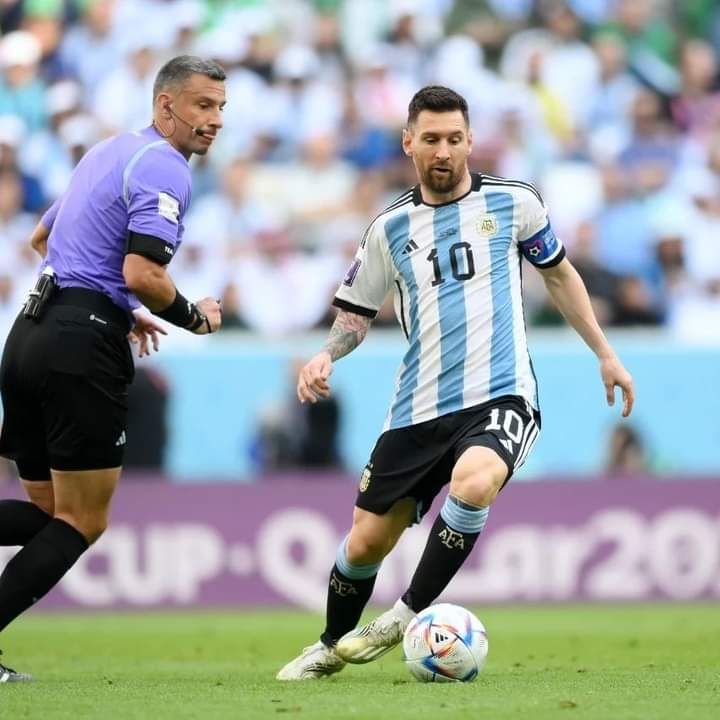 AM_Suhail_'s tweet photo. #Messi𓃵
#Argentina vs #SaudiArabia 
#FIFAWorldCup    #Qatar2022 https://t.co/njBpiJGegW