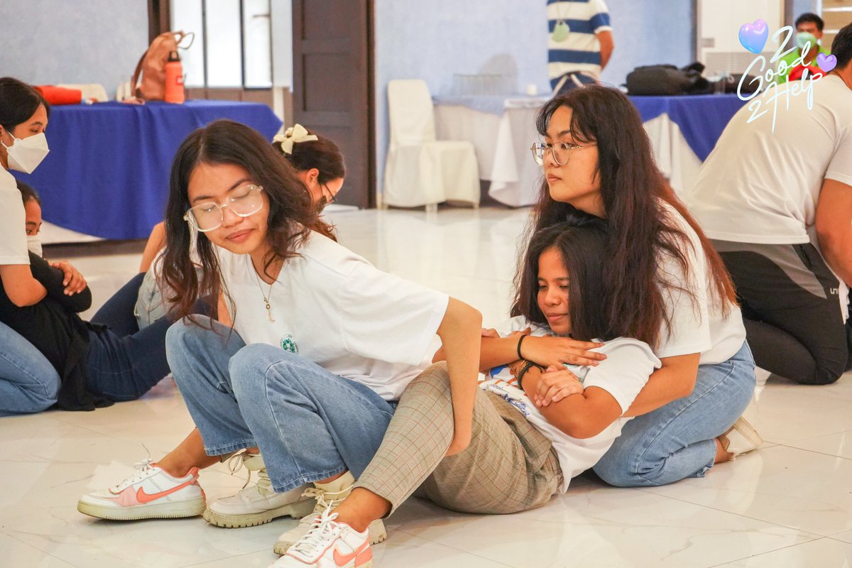 KDKNS_Cebu's tweet photo. Shoutout to those who participated in our First Aid Training last Sunday. We salute your willingness to learn in order to help save lives. #2Good2Help https://t.co/WqGLNDKxEm