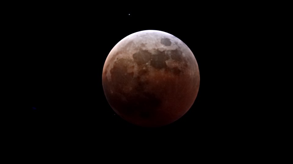 SpacePicture's tweet image. #皆既月食2022