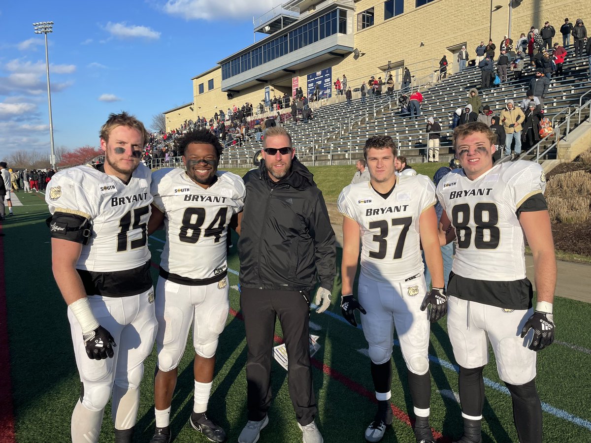 marctags22's tweet photo. Great watching the best TE group compete all year and always support each other! Missing AC 🥶 in the picture. 🏈🐶💪 @TaglieriMarc @KonorLathrop @CoachSielawa @TheAc_White82 @ssnf_jihad84 @BryantUFootball https://t.co/aA4TitrhaF