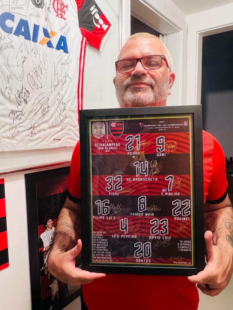 Quer ganhar um quadro do Flamengo Tetra da Copa do Brasil da <a href="/3Quadro3/">3Quadro3</a> ?

Para participar é simples:

Seguir <a href="/TozzaFla/">Tozza</a> 

Marcar 2s @ s

Dar RT nesse post e boa sorte

Sorteio será dia 20 de Dezembro às 20h

#Tozza