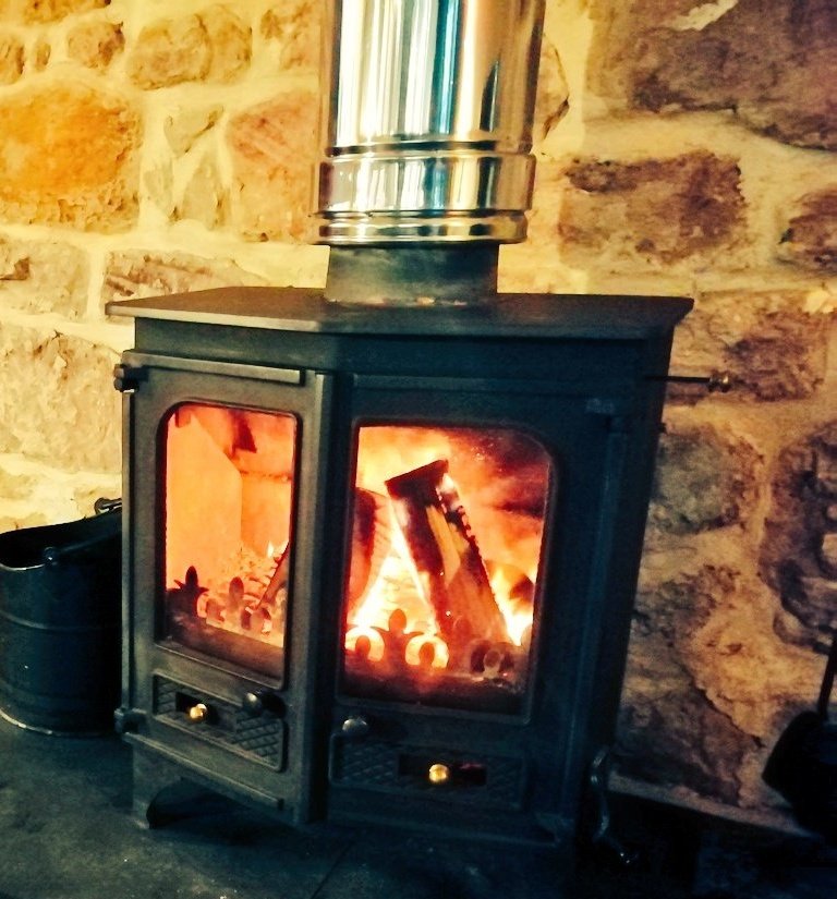 TheGablesDuddo's tweet photo. #Stablecottage is a stunning #selfcatering hideaway in #NorthNorthumberland  7 night and 3 night winter breaks available. 3 nights for two £325. Send message or contact 07854134296 for bookings perfect for a couple looking to relax and cozy up. Please share 🙏see thread for more. https://t.co/MjAX341sXv