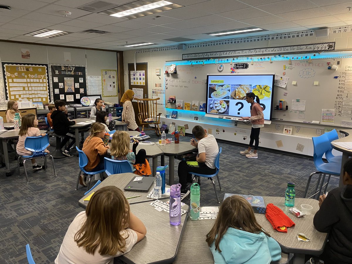 kennahein's tweet image. Every week, 3D does •Travel Tuesday• a friend from our classroom is able to teach us about a place in the world that they’ve lived! So far this year we have learned about Honduras, Mexico, Albania, Somalia, and India! 🤍 #owatonnaproud #wilsonelementary