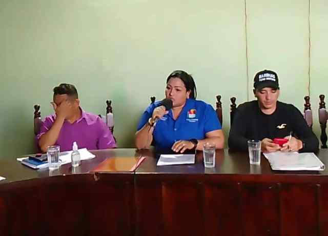 Notibarinas45's tweet photo. ⭕ En Barinas: Ministerio de Ecosocialismo la tiene aplicada con cobro excesivo por relleno sanitario https://t.co/rjnGDupYih