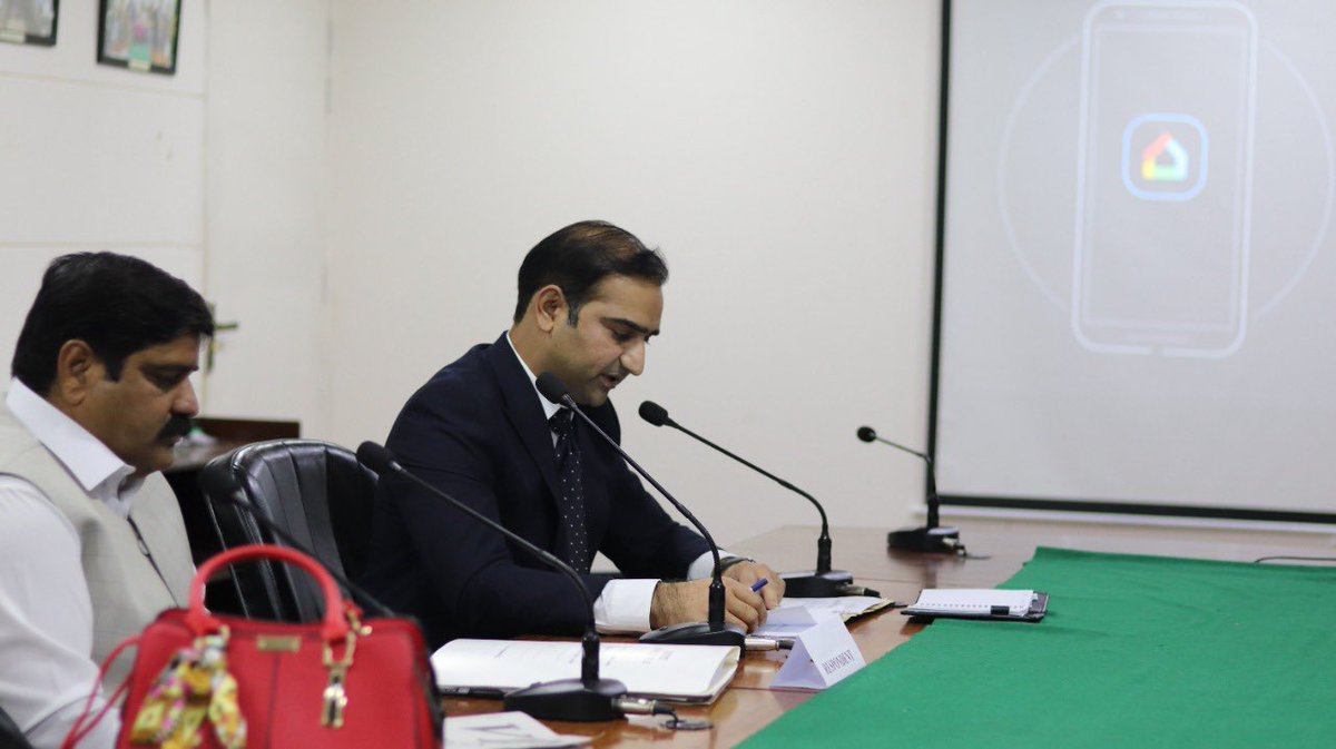 NCRC_Pakistan's tweet photo. #NCRC subsequent hearing of notice of students expulsion 4rm school 
Deputy Commissioner Attock gives compliance on NCRC orders &amp; the Private School renders unconditional apology along fee exemption &amp; reinstatement expelled minority students #Childprotection #Childrights https://t.co/Tb5WHpke6z