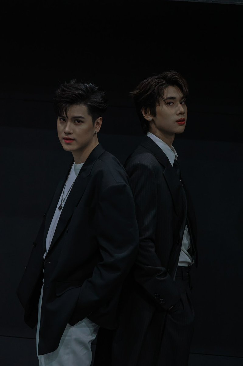 marcmc_mc's tweet photo. 007 with bro https://t.co/Mlc0bnII5M