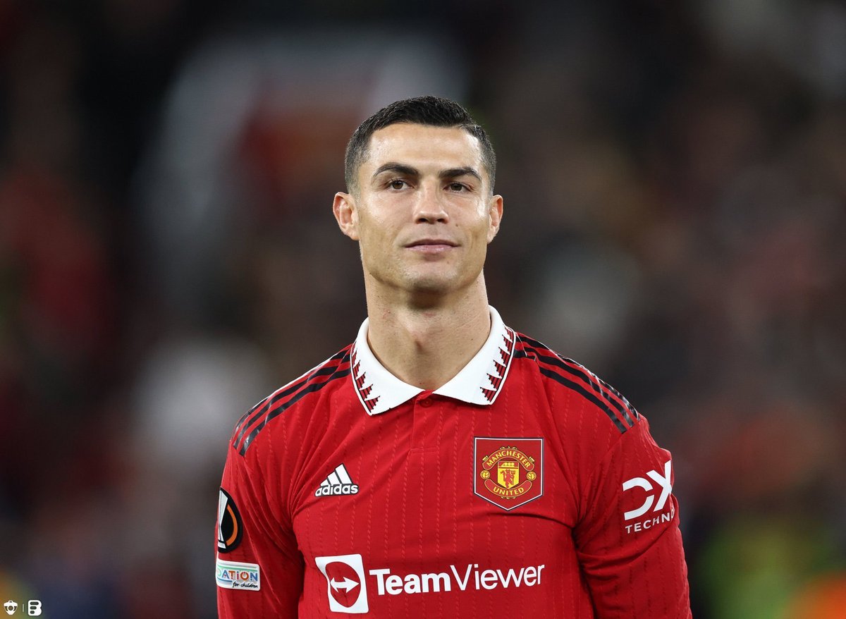 _BeFootball's tweet photo. 🔴 𝗢𝗙𝗙𝗜𝗖𝗜𝗘𝗟 ! MANCHESTER UNITED ET CRISTIANO RONALDO METTENT FIN À LEUR CONTRAT D'UN COMMUN ACCORD ! 🤝 https://t.co/2sya3ckWaI