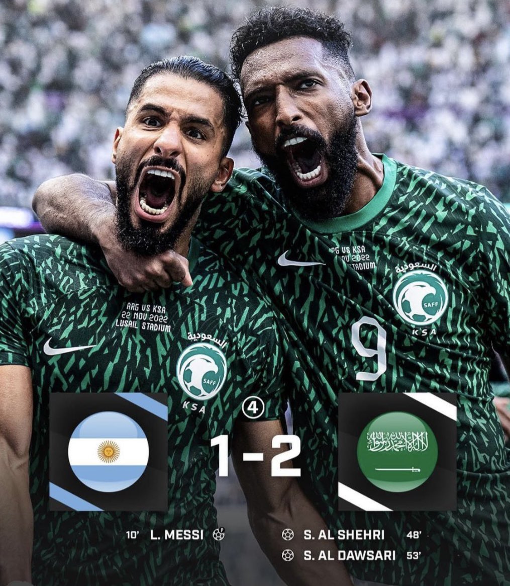 04ml__'s tweet photo. جبل طويق حجب شمس الارجنتين🇸🇦 https://t.co/BSlom5IVbN