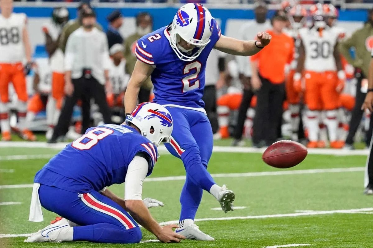 JoshFFBTeamCBS's tweet photo. Your week 11 POTG goes to the kicker @tbass_xvi for knocking in 6 FGs and an extra point to earn himself 21 fantasy points! https://t.co/DhkpRZWoKY
