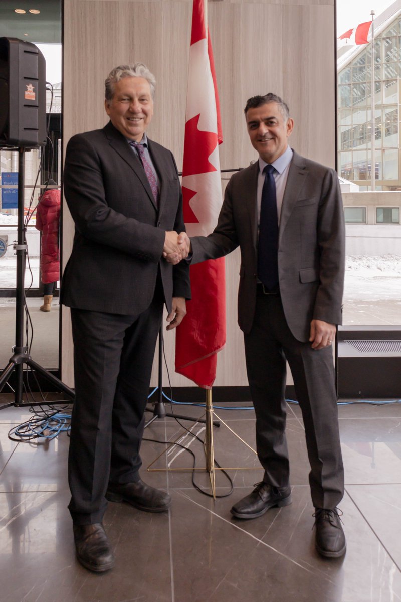 NewMediaMB's tweet image. @PrairiesCanEN announced funding support for @studiolabxr! The Honourable Dan Vandal (@stbstvdan), announced the federal funding of $2,030,000 for this exciting workforce training initiative. Read the full release: bit.ly/3tIJMja
See StudioLab xR: studiolab-xr.com