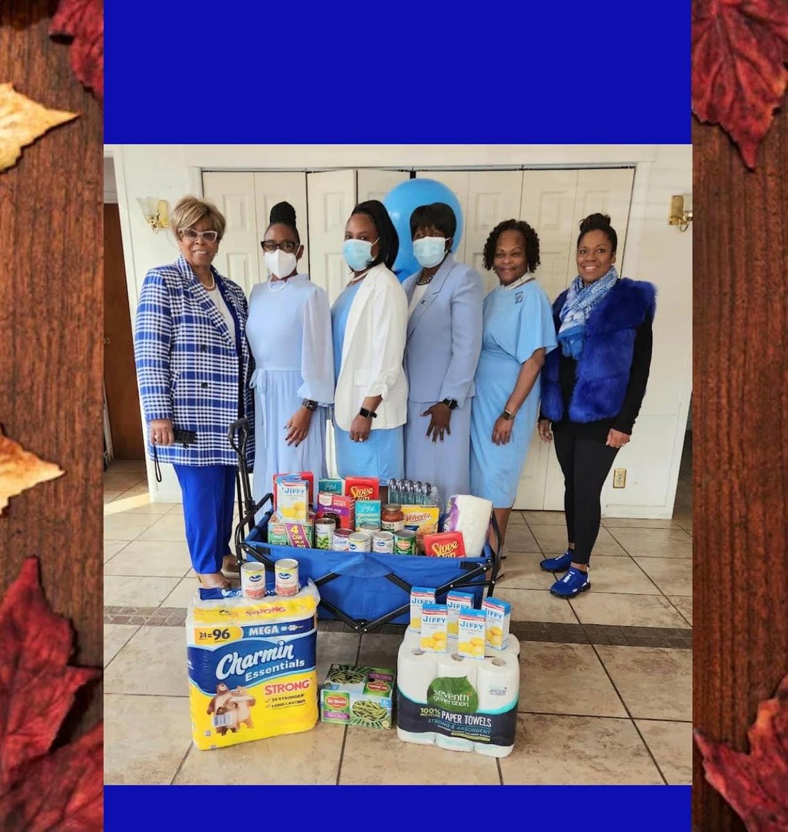KappaIotaZeta's tweet photo. On November 20, 2022, The ‘Kaptivating’ Kappa Iota Zeta Chapter and the Amicae of East Point supported Margie’s House with a Thanksgiving Food Drive!
#kappaiotazeta
#liftingthelegacy
#zetaupgeorgiaforward
#seregion
#secondtonone
#zphib1920
#embracetheextraordinary https://t.co/ZjHJsl2kb1