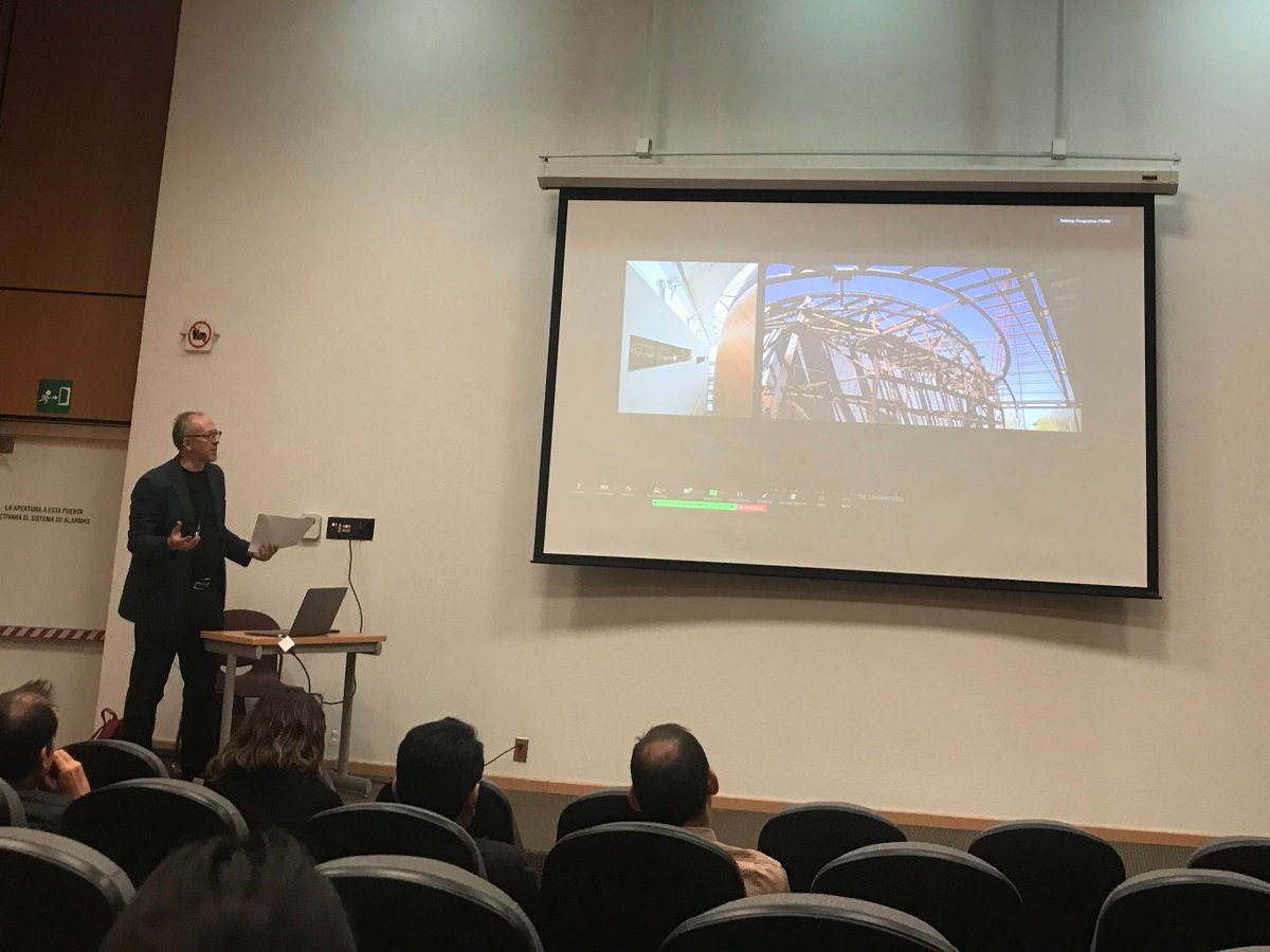 DianaRamirezJ's tweet photo. Un poco de lo que se vivió en la conferencia "Rensselaer-EMPAC: an integrated study" en @TECcampusQRO con @MarkMistur como ponente💬

#EAAD #TecDeMonterrey #TecCampusQro #ArquitecturaTec #Urbanismo #MarkMistur https://t.co/O7ulyELfrJ