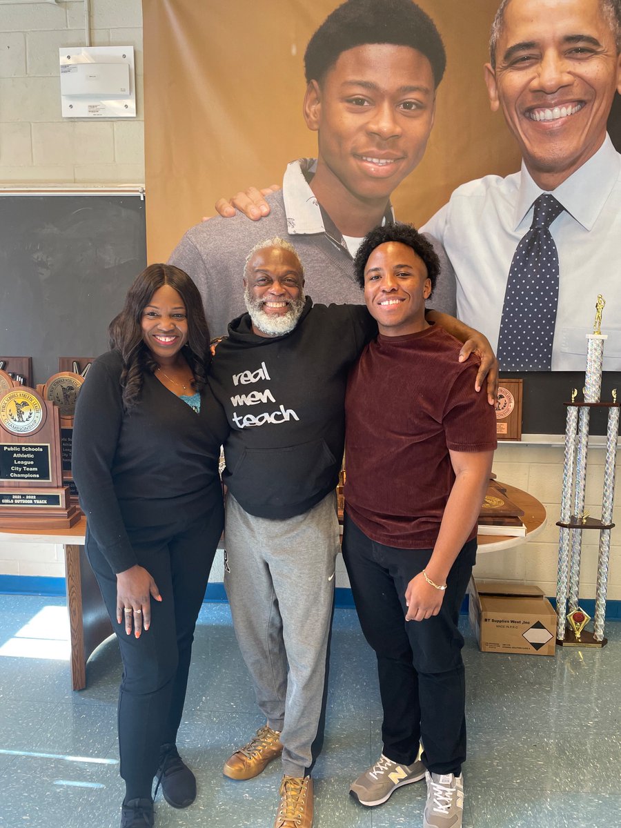 #tuesdayvibe #HappyThanksgiving2022 <a href="/HRBizExec/">LaSonya Berry</a> My Sister and Nephew