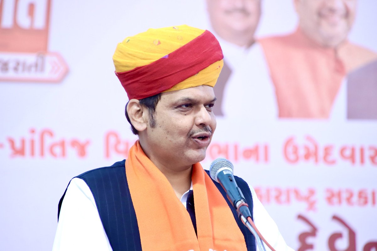 Devendra Fadnavis tweet media