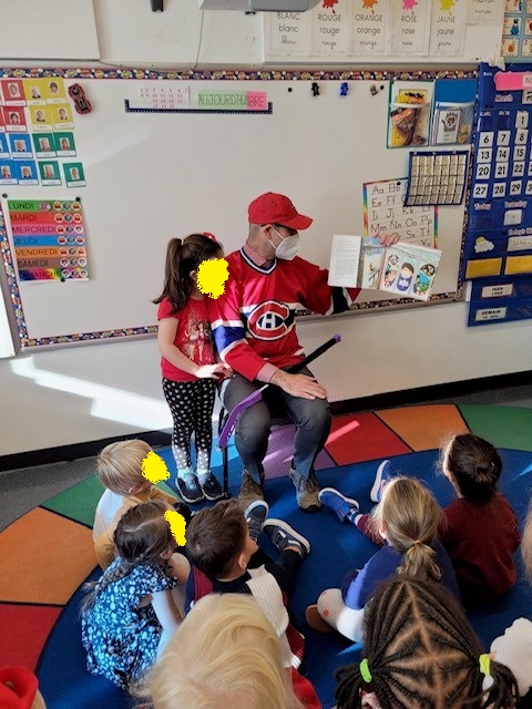 Cory Olishansky (@cdncoryo) on Twitter photo On "diversity day"<a href="/lyceechicago/">Lycée Français de Chicago</a> I read my daughter's class the Hockey Sweater & we watched <a href="/thenfb/">National Film Board of Canada</a> La Chandail. Proud to talk about being from #Montreal #Canada & wear my <a href="/CanadiensMTL/">Canadiens Montréal</a> gear.
Other than my daughter, not 1 kid could identify what I was holding as a hockey stick! On "diversity day"<a href="/lyceechicago/">Lycée Français de Chicago</a> I read my daughter's class the Hockey Sweater & we watched <a href="/thenfb/">National Film Board of Canada</a> La Chandail. Proud to talk about being from #Montreal #Canada & wear my <a href="/CanadiensMTL/">Canadiens Montréal</a> gear.
Other than my daughter, not 1 kid could identify what I was holding as a hockey stick!