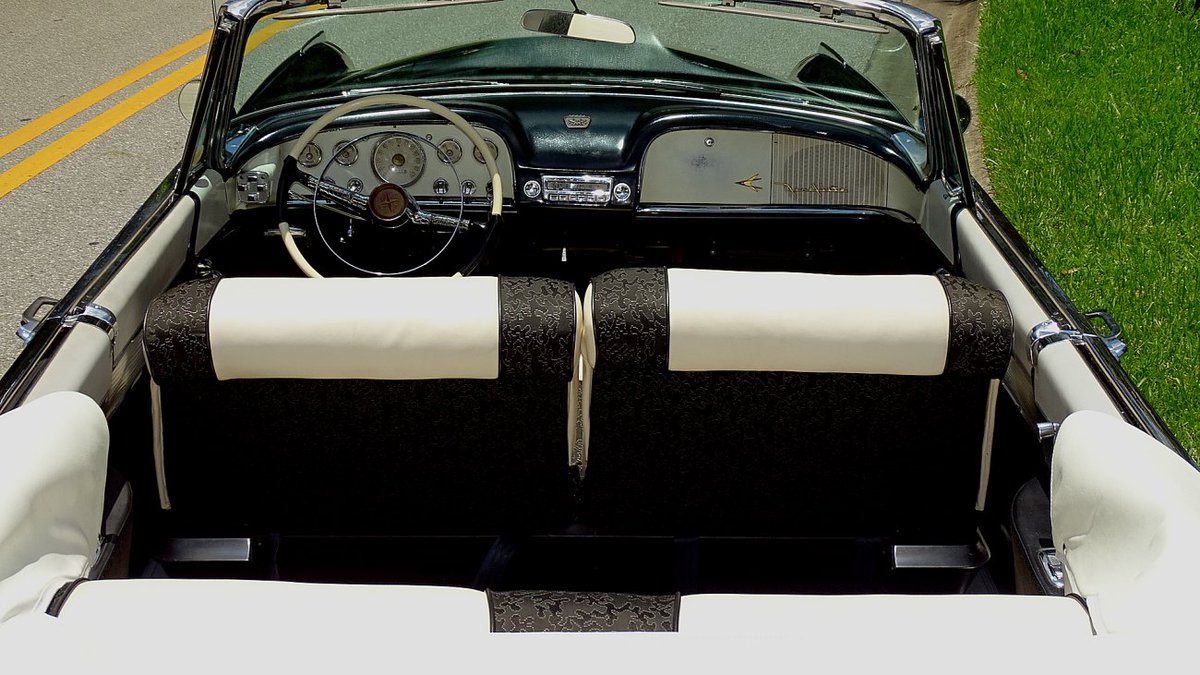 Mercomatic's tweet photo. 1956 #DeSoto #Fireflite #Convertible; 331 cid #Hemi V8, 4 bbl, 255 hp; 2-speed Push-Button PowerFlite; Premium model, (Adventurer considered a FireFlite subset). These cars have a particularly attractive color layout, including with a two-tone leather and fabric interior. https://t.co/ArsqGwaR4n
