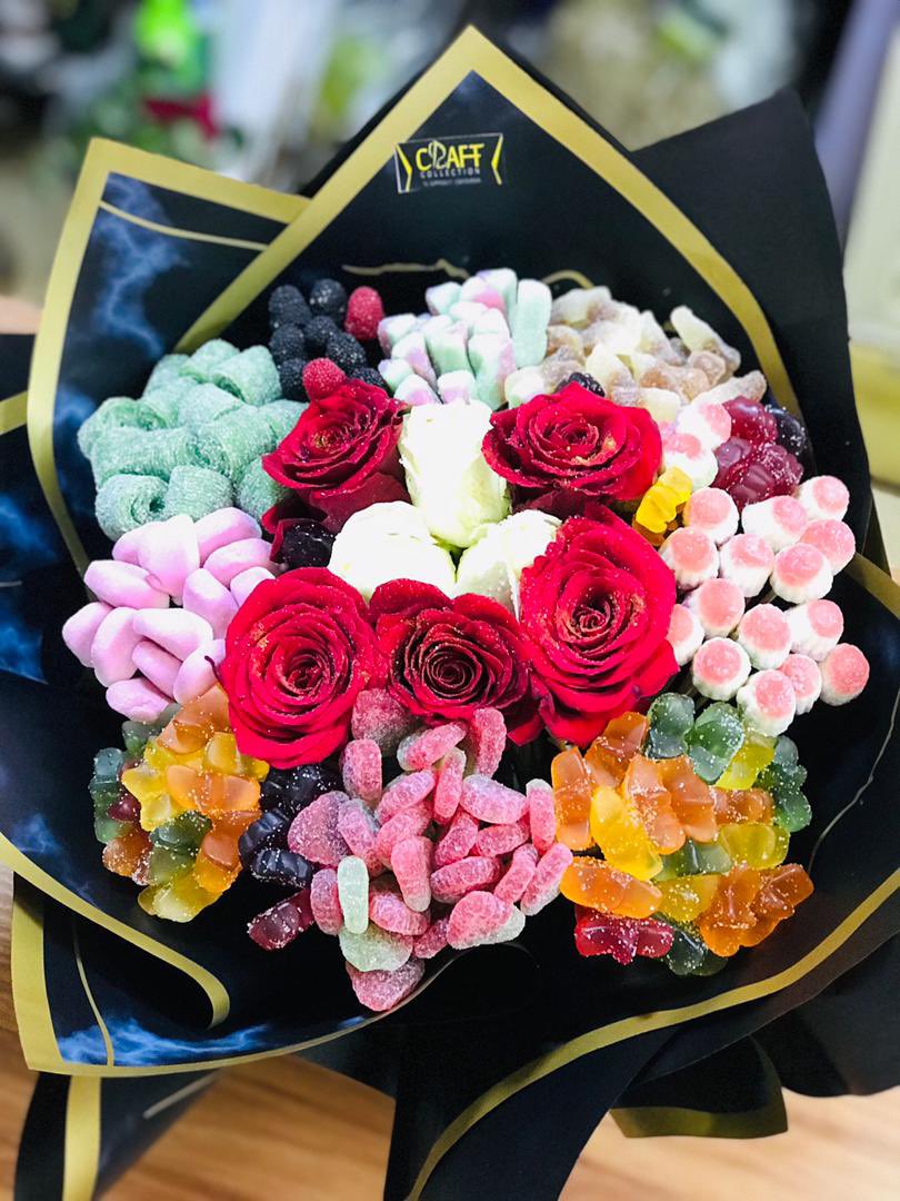 craft_coll's tweet photo. بمناسبة فوز الأخضر💚🇸🇦🔥
تخفيض على الورد من 1500 لي 1000 بس😎

اطلب وحصل الكمية🔥

WhatsApp: 0916252731 https://t.co/rzGngXc7LI