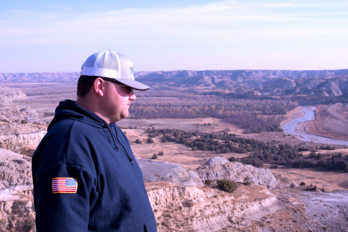 KeyEnergySvcs's tweet image. Work Time. 
Play Time. 
The benefits of an oilfield career are many. Explore the opportunities available with out team: linktr.ee/keyenergyservi…
#oilfield #careers