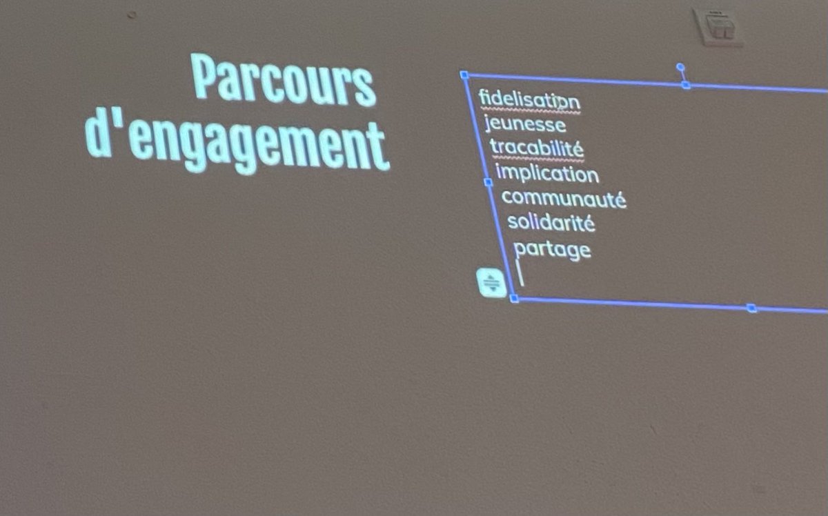 UPalazzu's tweet photo. On a retrouvé Samuel Chabré et Sylvain Paley pour une formation en tiers lieux ! Au programme engagement de la communauté, communication, création de récit… merci à Dà Locu, le réseau régional des tiers lieux de Corse ! @opra_bastia @AVVIA_Corsica @samuel_chabre @SylvainPaley https://t.co/opaiDBf2Fn