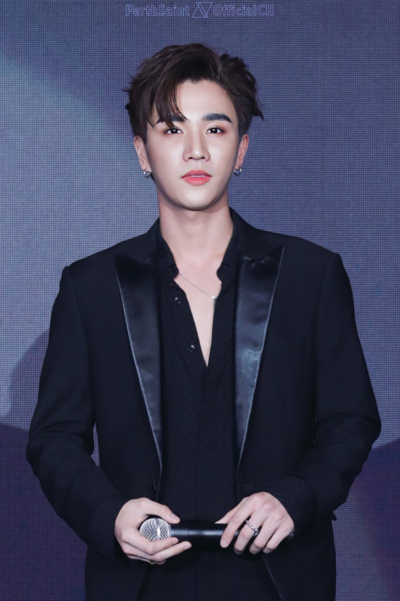 Wish you all success 🎄❤️🌟

#GMMTV2023
#GMMTV2023xPERTH
#KDPPE #PerthTanapon