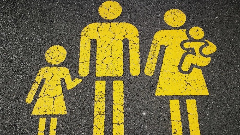 mothersinsci's tweet photo. In 2018, @ourANU introduced a Paid Partner Parental Leave scheme aimed at increasing flexibility for both parents. Dads now have the chance to navigate parenthood and a career. #genderequality #genderequity #STEMDads Read about it here: https://t.co/IHyWftzFBt https://t.co/zRaVSbfk5V