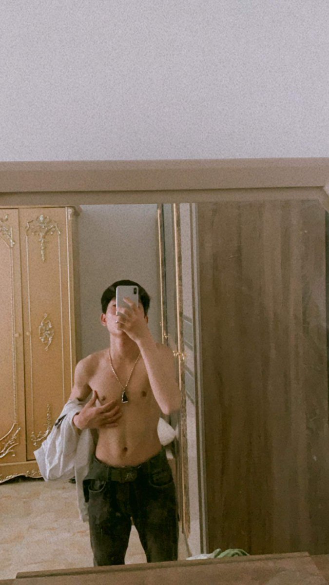 prora2000's tweet photo. តោះចង់ឆាតមក🥵✊💦 https://t.co/p3E3X3yxck