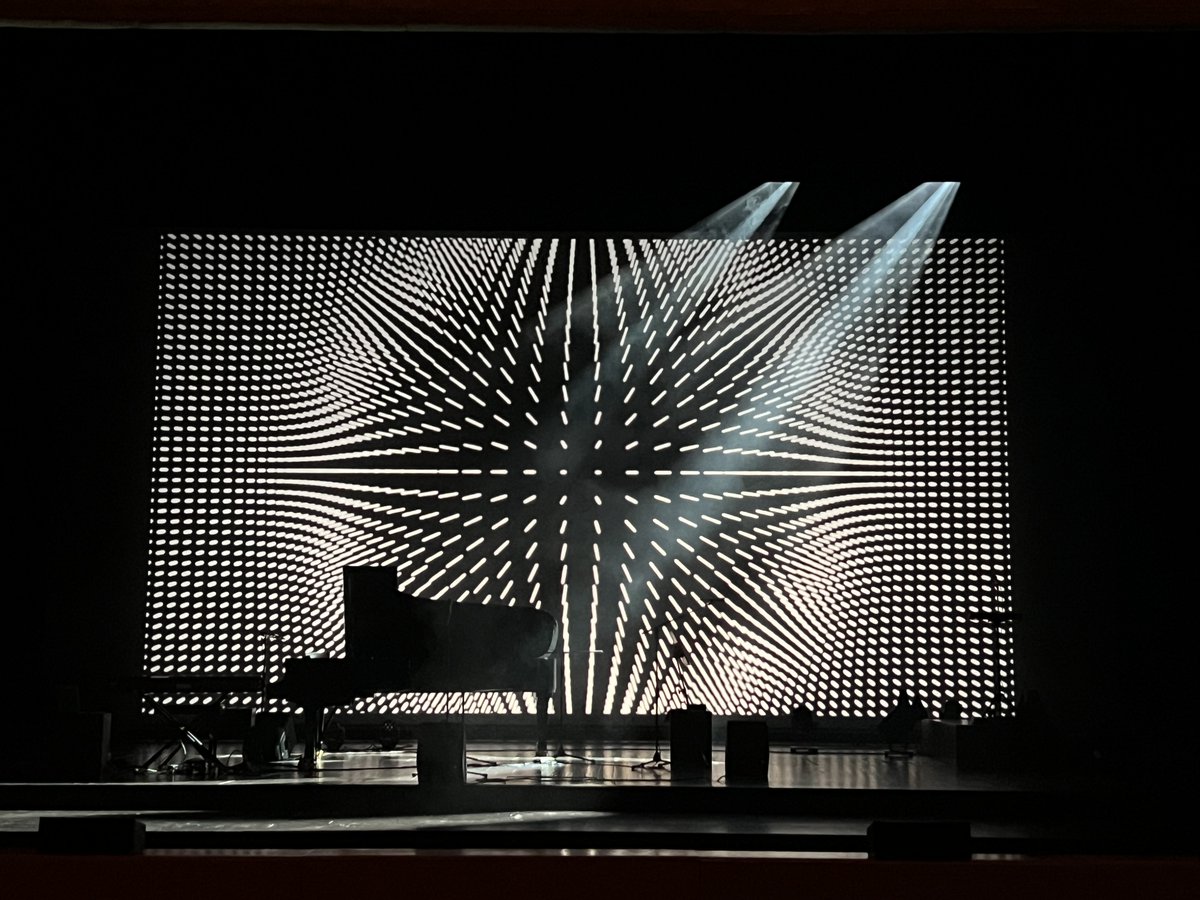 Lisa Gerrard tweet media