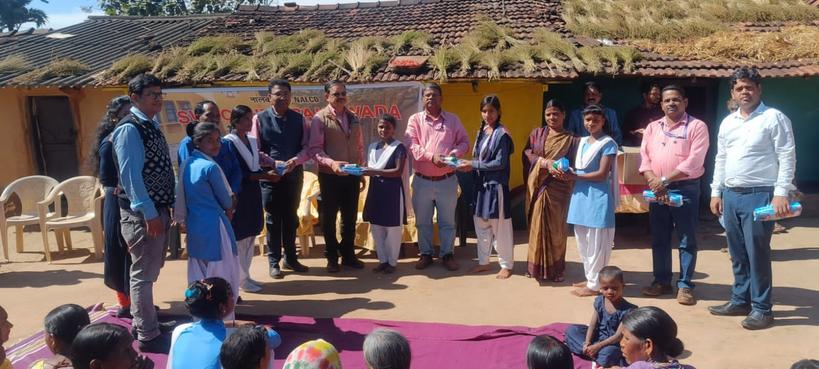 Nalco alongwith officials of <a href="/NalcoFoundation/">NALCO Foundation,Connecting Community</a> organised Swachhta Pakhwada at Village Girliput near M&amp;R Complex, Damanjod, Odisha. The residents, including school children were made aware about cleanliness. <a href="/JoshiPralhad/">Pralhad Joshi</a> <a href="/raosahebdanve/">Raosaheb Patil Danve</a> <a href="/MinesMinIndia/">Ministry of Mines</a>