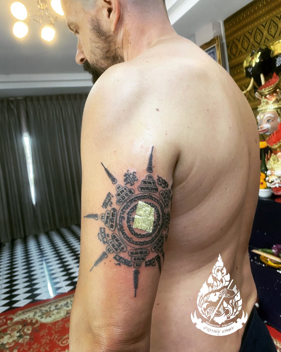 Ink Point Tattoo, image size:960x1200