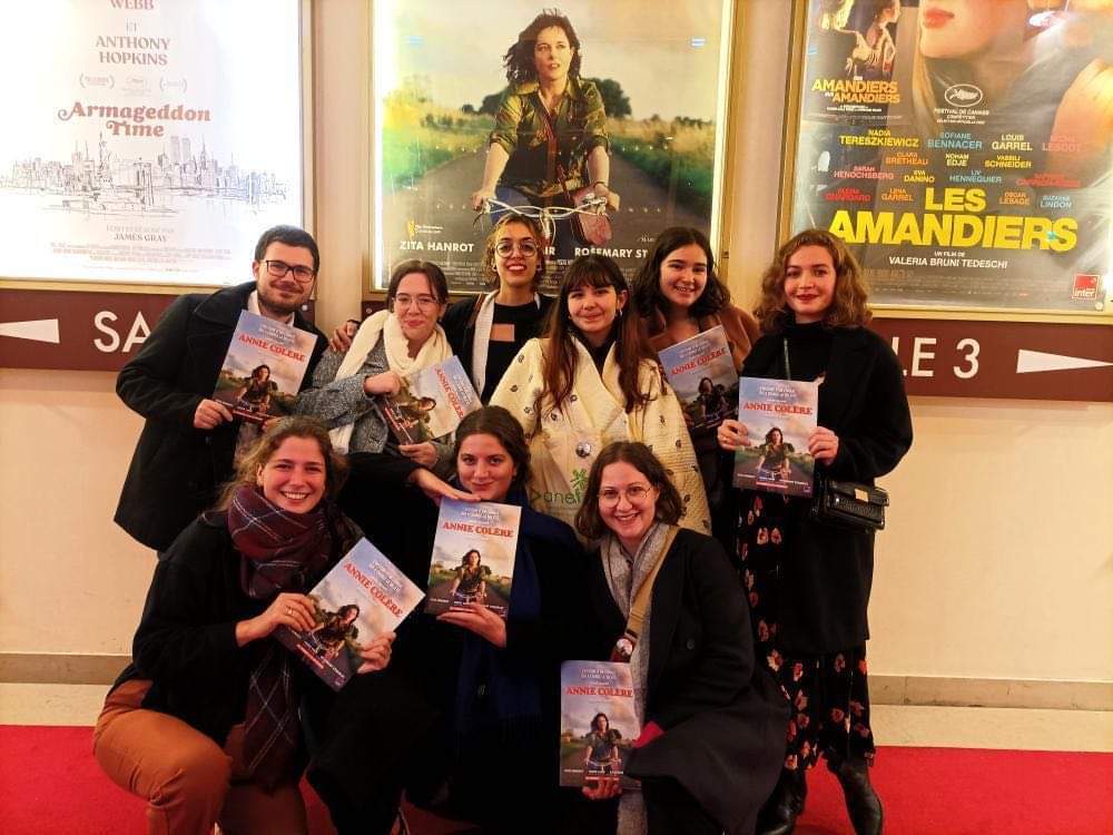ANESF_FR's tweet photo. Avant première du film
 #AnnieColère ✊🏻
Merci à Blandine Lenoir pour ce film qui retrace les actions du Mouvement pour la liberté de l’#avortement et de la #contraception
Film magnifique s’inscrivant parfaitement dans les enjeux actuels d’accès à l’#IVG 🟣 https://t.co/L8XhDbGLwl