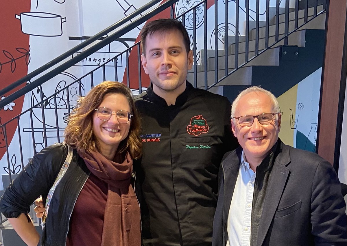MikoAlain's tweet photo. Quel plaisir de retrouver @RoxaMaracineanu au championnat d’Europe @LesProTripiers aux côtés du chef roumain Nicolas Popescu, finaliste de ce concours prestigieux 👍 #OsezMangerOsé https://t.co/lOkERPPFTs