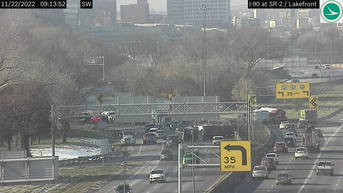 TotalTrafficCLE's tweet photo. Overturned truck 90 EB at Dead Man's Curve.  Traffic is being diverted off the highway at Lakeside.  #CLETraffic https://t.co/JG8pB7hvtJ