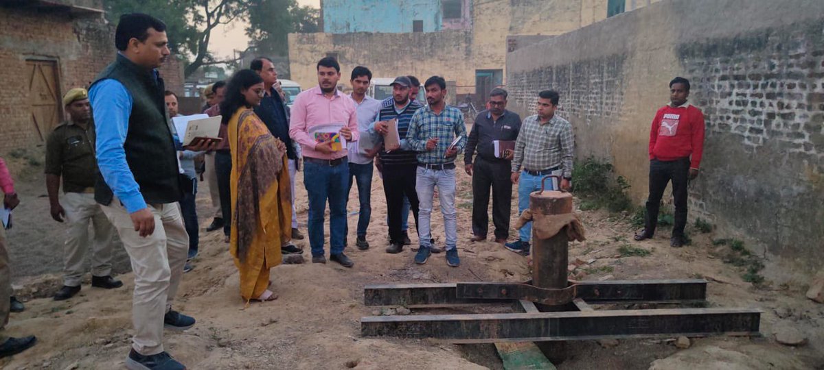 dm_hathras's tweet image. ग्राम पंचायत जैतपुर,  दौलतपुर तथा छौक में जल जीवन मिशन ग्रामीण के अंतर्गत कराए जा रहे कार्यों का जिलाधिकारी @archana_ias2014 द्वारा निरीक्षण कर कार्यदाई संस्थाओं को निर्धारित समय अवधि में कार्यों को पूर्ण करने तथा प्रगति रिपोर्ट नियमित उपलब्ध कराने के निर्देश दिए।
