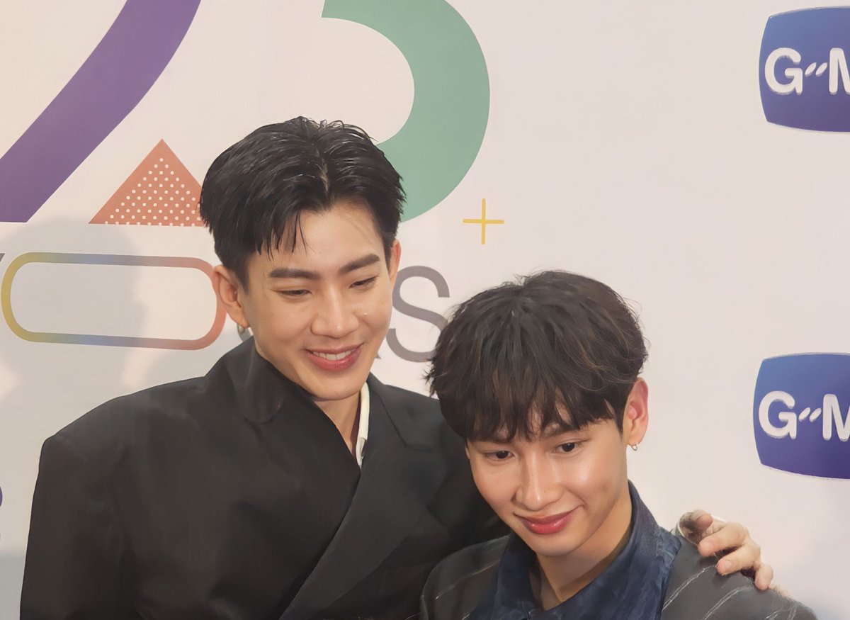 SiriTD_NT's tweet photo. ขอบคุณแขกผู้มีเกียรติ ทุกท่านที่มาร่วมงานแต่งค่ะ 😂😂😙🫠🫠

#ออฟกัน  #GMMTV2023 https://t.co/trmXN1FlSz