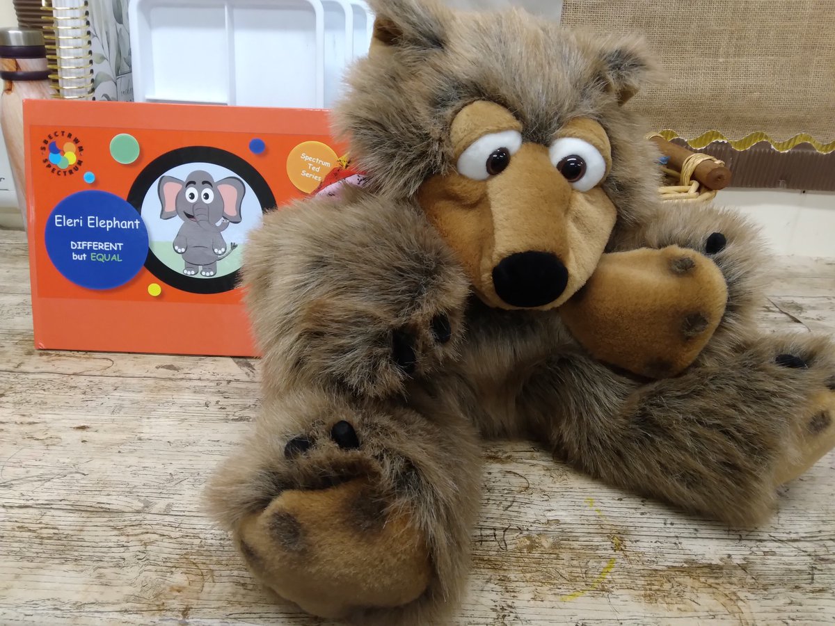 spectrumcymru's tweet image. Reception @Pontybrenin have been fantastic today discussing gender and how boys and girls are different but equal. Excellent listening and lovely to hear your thoughts. Da iawn pawb! #RSE #DIFFERENTBUTEQUAL #VJ