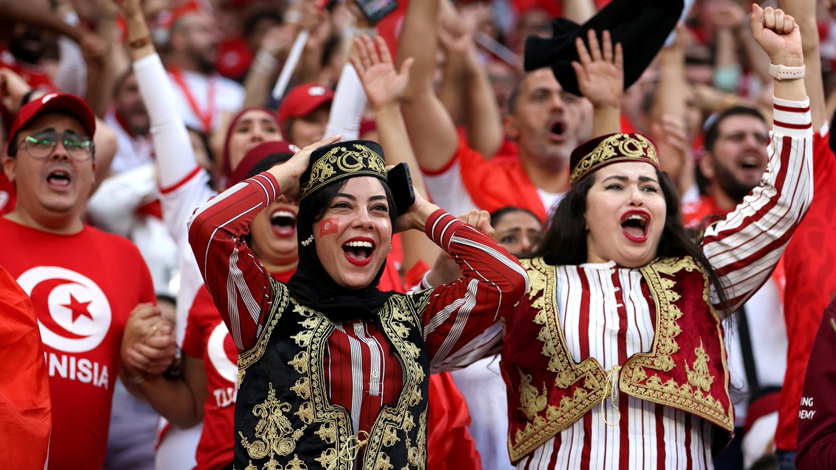 FIFAWorldCup's tweet photo. 🗣🇹🇳 The Tunisia fans are bringing the noise!

#TUN | #FIFAWorldCup https://t.co/OCIRn2sHld