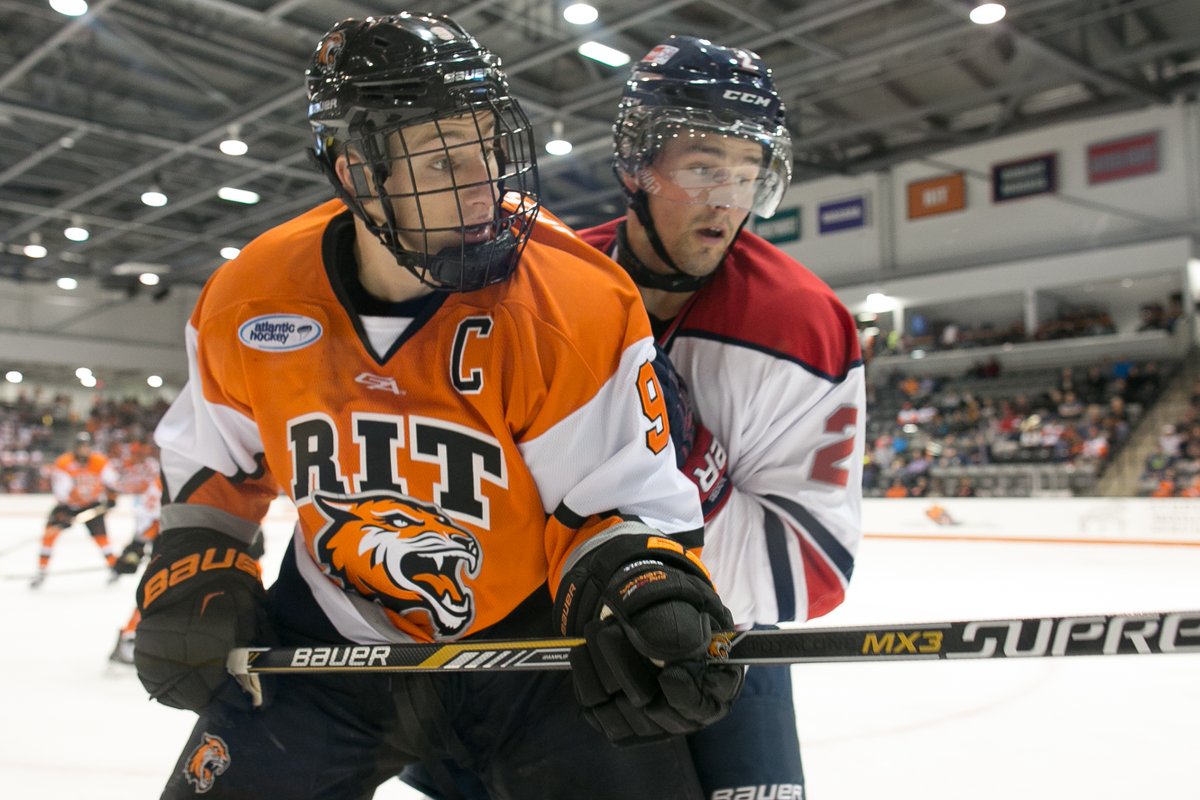 Atlantic_Hockey's tweet photo. Matt Garbowsky ended his career as one of the top two-way players in @Atlantic_Hockey history and was part of one of the biggest upsets in NCAA history. He visits with @chrislerch about his time with the Tigers.

📰 https://t.co/WQW2oUnTri

#AHA20 | #RoarTech https://t.co/CPM0gnAQiK