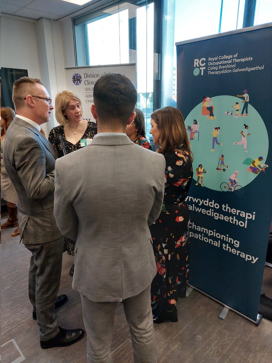 <a href="/theRCOT/">Royal College of Occupational Therapists</a> member <a href="/AmyMitchellOT/">Amy Mitchell</a> deputy head OT <a href="/AneurinBevanUHB/">Aneurin Bevan University Health Board</a> talking to Members of the Senedd about OTs important role within Mental Health services