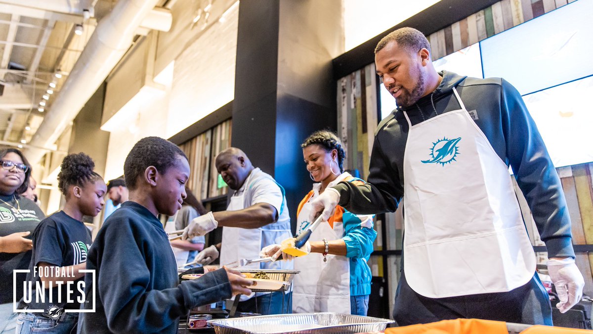 Miami Dolphins Foundation & Community Relations tweet media