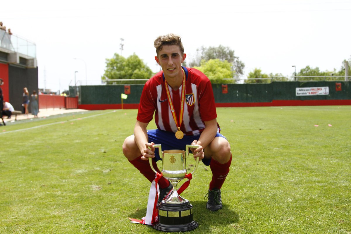 AtletiAcademia's tweet photo. Queremos mandar toda nuestra fuerza para Alberto Rentero, canterano de Academia, que ha sufrido un grave accidente de tráfico en USA, donde se encontraba desarrollando su carrera profesional. 

Le deseamos una pronta recuperación que le permita volver cuanto antes a su día a día. https://t.co/dMzn88tYBJ