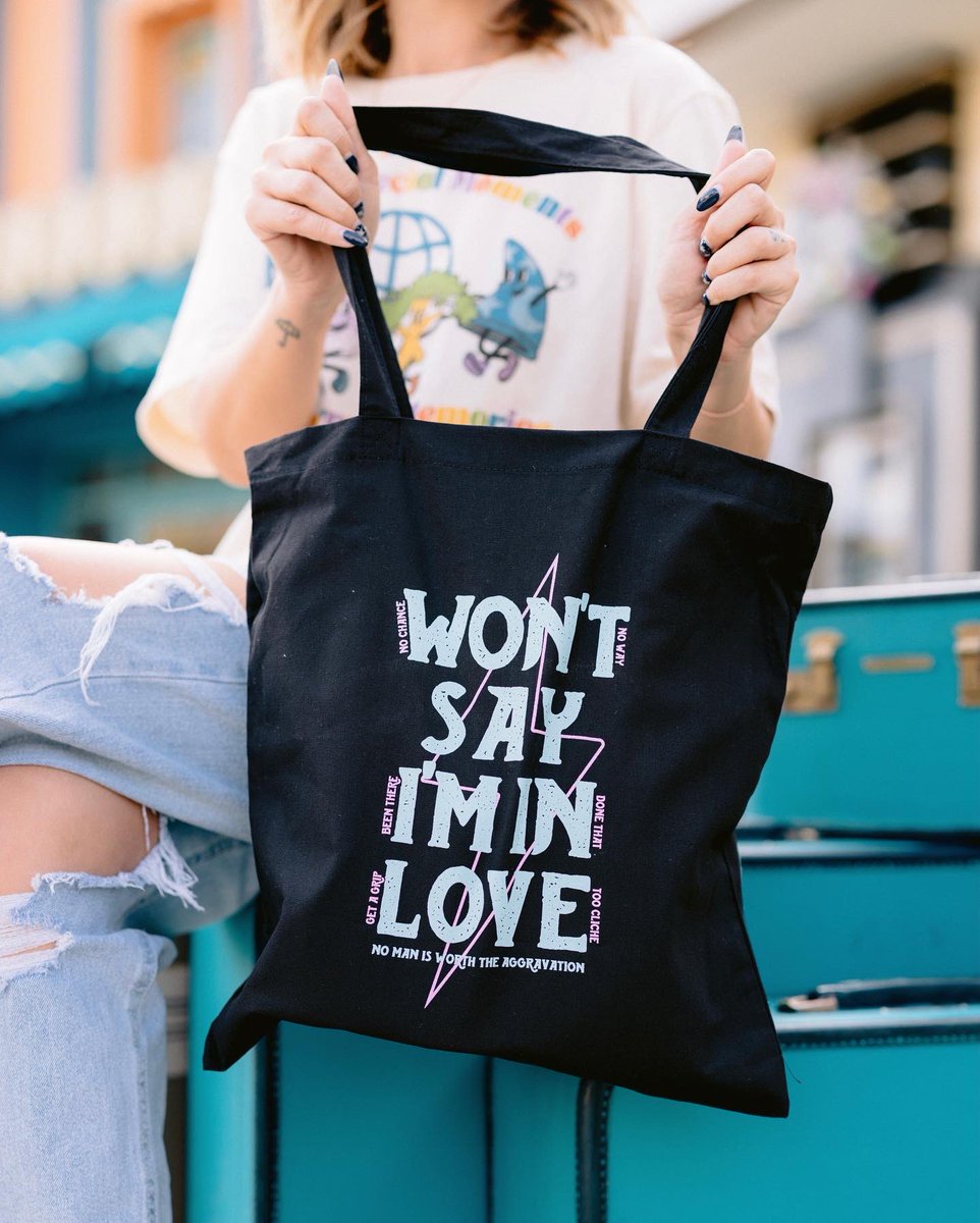 LostBrosTweets's tweet photo. LOST BROS TOTE BAGS
Coming to our site 11/24 at 8pm EST!
(but you can sign up for our Patreon or text list for early access here https://t.co/cFiDJNdXnA) 
Retweet to spread the word and enter to win a $20 shop credit to our store! https://t.co/mffZ3iC1ud