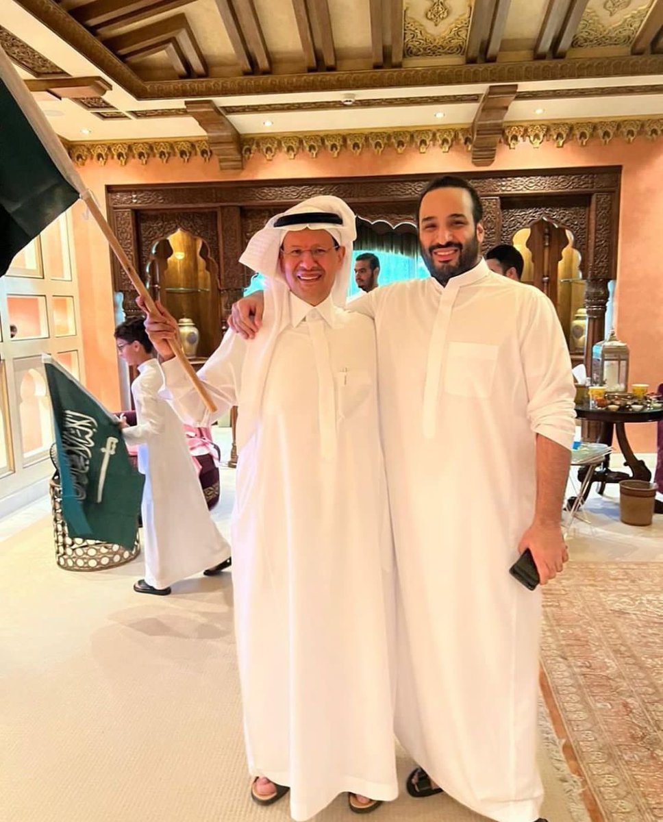 SaudiNews50's tweet photo. عاجل:

الأمير سعود بن سلمان ينشر عبر حسابه في الإنستقرام فرحة أخيه #ولي_العهد الأمير محمد بن سلمان والأمير عبدالعزيز بن سلمان أثر فوز منتخبنا الوطني على الأرجنتين في كأس العالم.

- https://t.co/EunvqkU36D