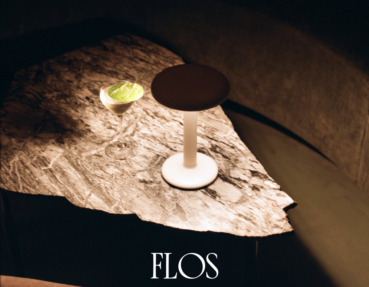 Vincent Van Duysen's first portable light for Flos is the perfect dining companion. We take GUSTAVE on a trip to three restaurants, travelling to Berlin, New York and Mexico City, testing its design possibilities.
Discover more: flos.com/en/es/stories/…