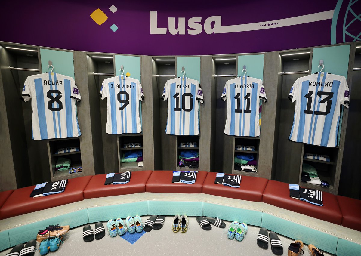 regladetrestv_'s tweet photo. La primer gran sorpresa de #Qatar2022 se dio el día de hoy en el partido disputado entre #Argentina y Arabia Saudita, en el cual salió vencedor con un puntaje de 2-1 el país del continente asiático. https://t.co/9Udh9YGt2R